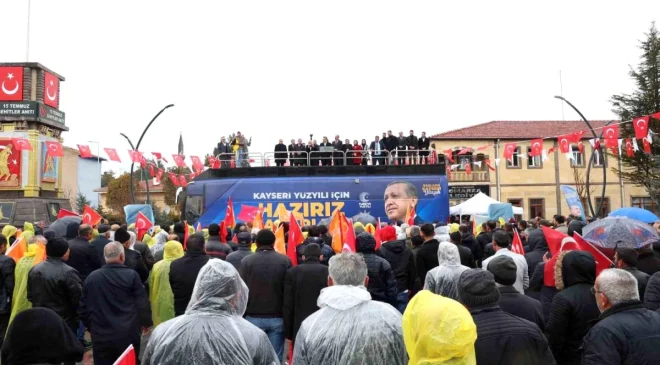 Kayseri Büyükşehir Belediye Başkanı Tomarza’da Açılış Törenine Katıldı