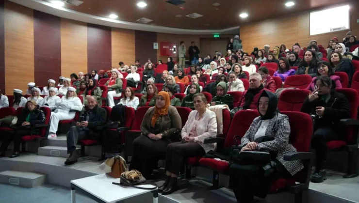 Kastamonu’da Kadın Bando Takımı İlk Gösterisini Yaptı