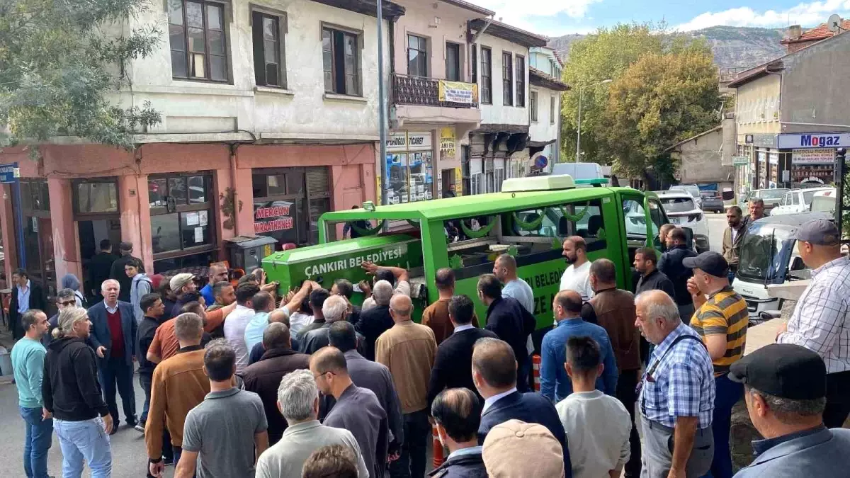 Dini Nikahlı Eşi Tarafından Bıçaklandı